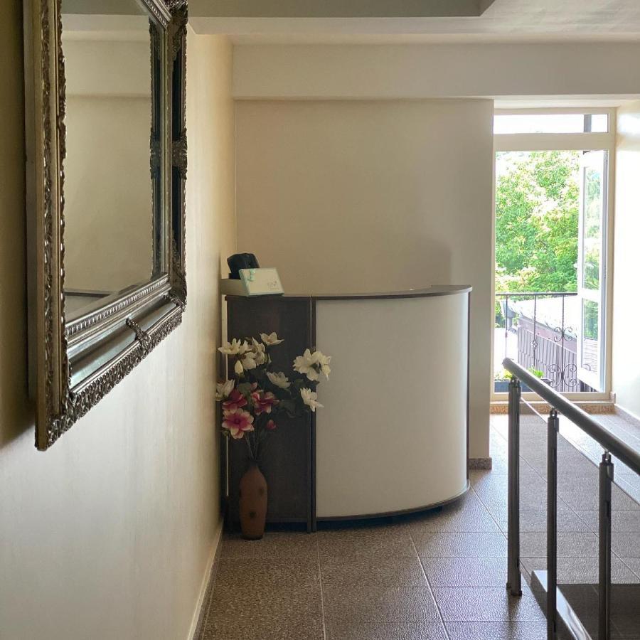 Комплекс Окей Hostel ชูเมน ภายนอก รูปภาพ