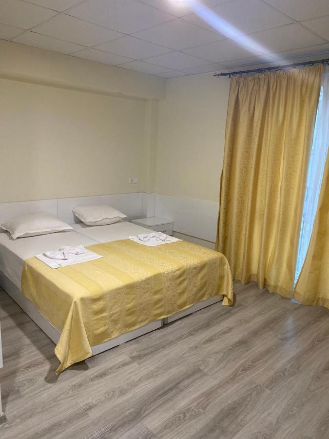 Комплекс Окей Hostel ชูเมน ภายนอก รูปภาพ